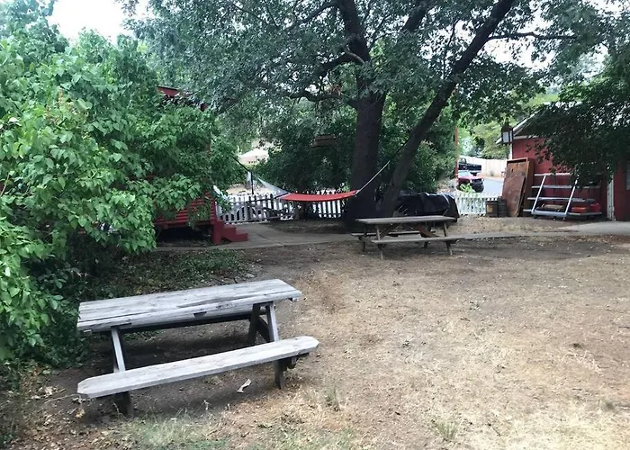 Cozy, Cheerful & Charming Cabin - Historic Julian