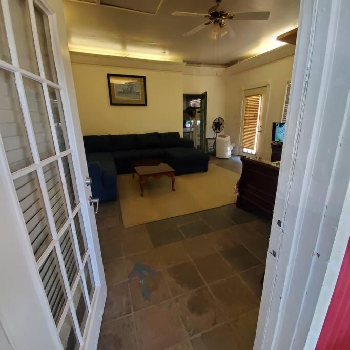 Cozy, Cheerful & Charming - Historic Holiday home *